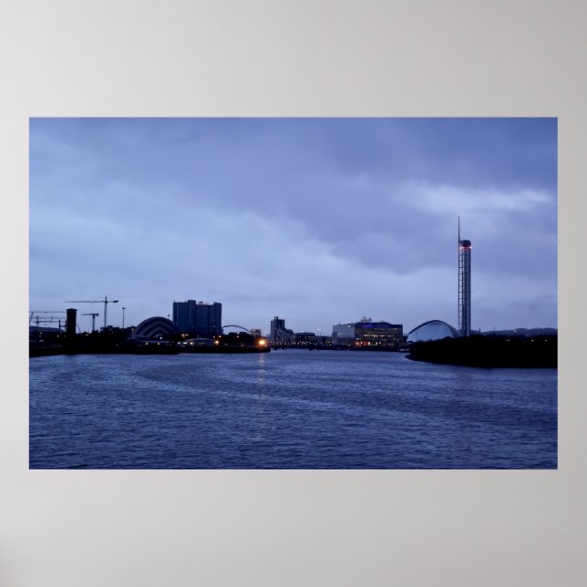 Clyde im Abend Poster (Vorne)