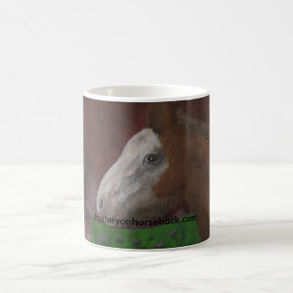 Clydesdale Fohlen an der Seite seiner Mutter Kaffeetasse