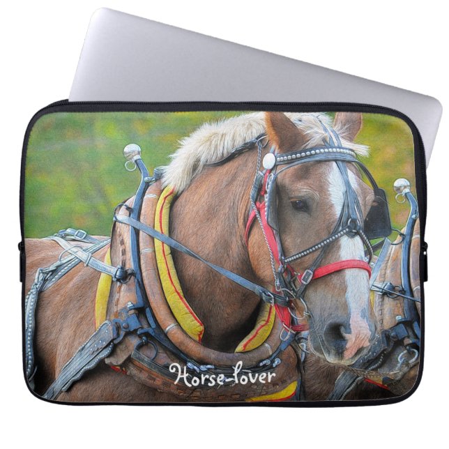 Clydesdale Team Pferdeschlittschuh Laptopschutzhülle (Vorderseite)