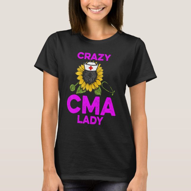 CMA Certified Medical Assistant Lady Assisting 1 T-Shirt (Vorderseite)