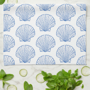 Coastal Blue und White Scallop Seashell Geschirrtuch