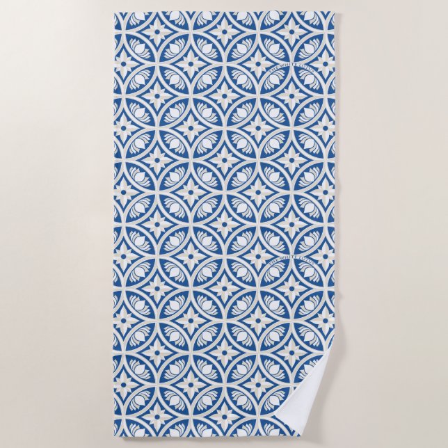 Coastal Lotus Tile Muster - The White Lotus Strandtuch (Vorderseite)