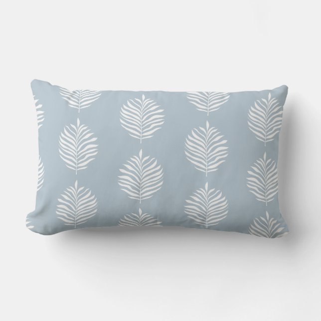 Coastal Palm Leaf Pattern Baby Blue Lendenkissen (Vorderseite)