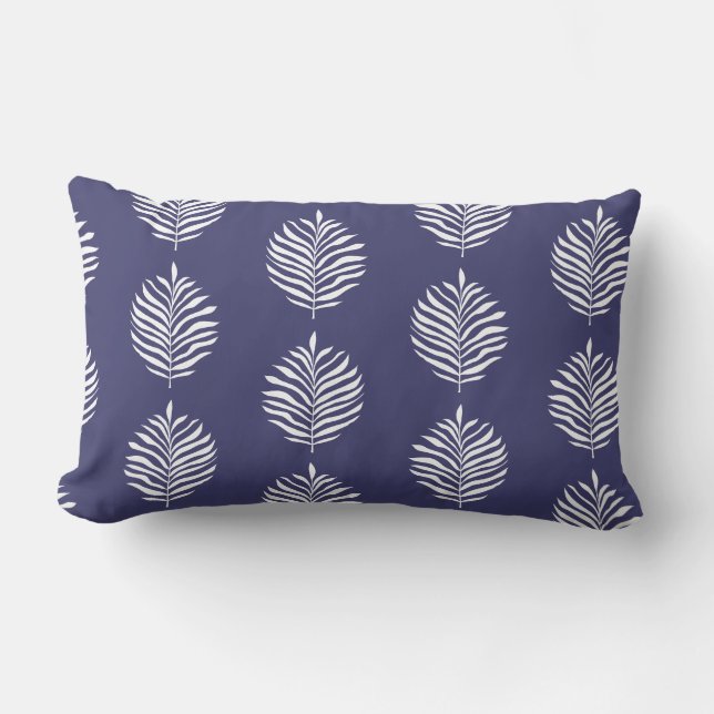 Coastal Palm Leaf Pattern Navy Blue Lendenkissen (Vorderseite)