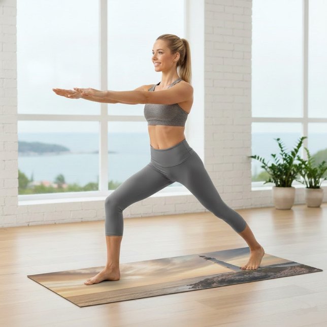 Coastal Serenity Lighthouse Yoga Mat Yogamatte (Von Creator hochgeladen)