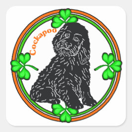 Cockapoo St Patrick's Day Quadratischer Aufkleber