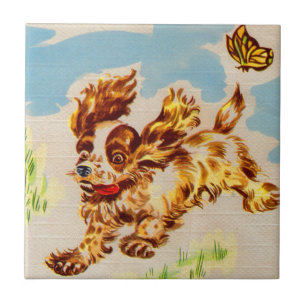 Cocker Spaniel Welpenhund auf dem Laufsteg Fliese