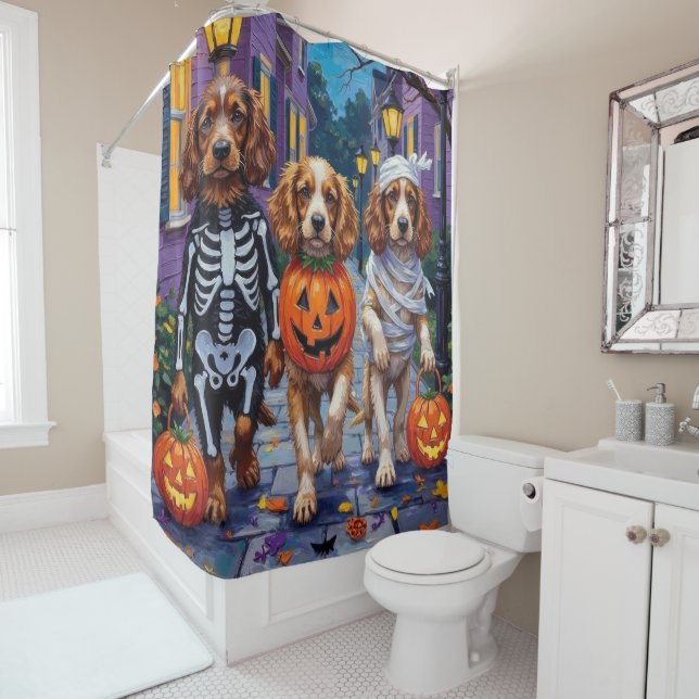 Cocker Spanierhunde Trick-or-Treating zu Halloween Duschvorhang (Beispiel)