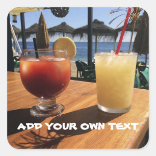 Cocktails am Meeresbenutzertext Quadratischer Aufkleber