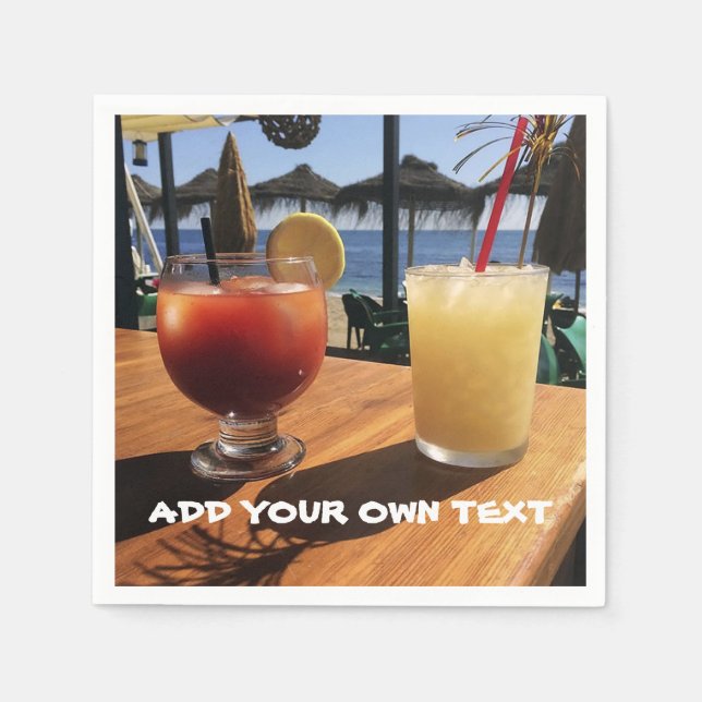 Cocktails am Meeresbenutzertext Serviette (Vorderseite)