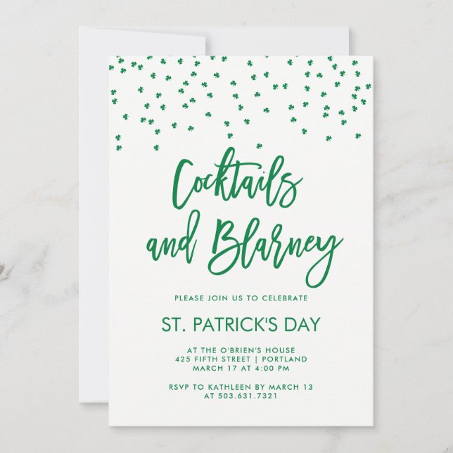 Cocktails und Blarney | Moderne Grün und Weiß Einladung (Vorderseite)