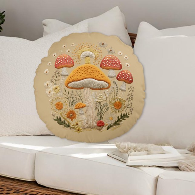 Cocktecore Mushroom Round Pillow Rundes Kissen (Von Creator hochgeladen)