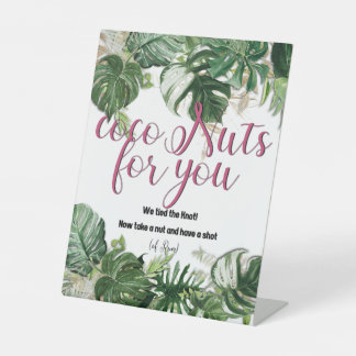CocoNuts für Ihr Pedestal-Zeichen Sockelschild