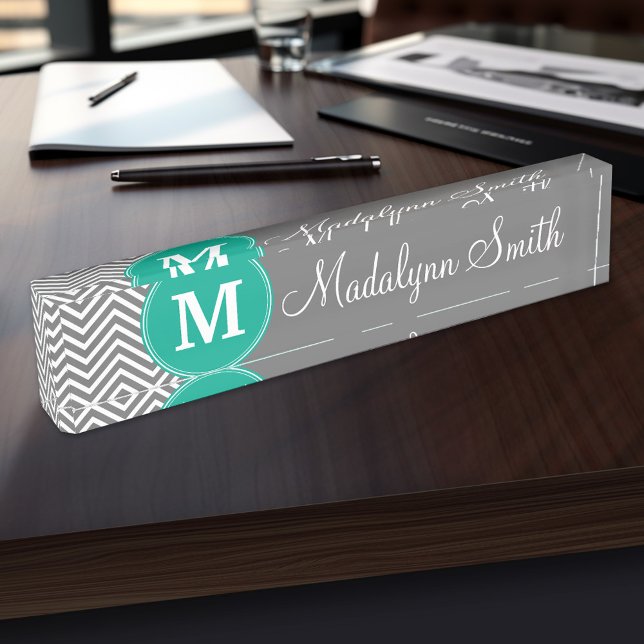 Code-Chevrons-Muster Benutzerdefinierter Monogramm Namensplakette (Personalized Name Plate for the Office, School or Home)