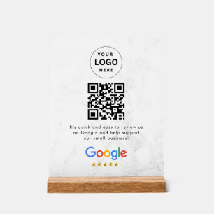 Code QR de critiques Google sur un panneau de tabl
