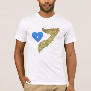 Coeur de drapeau de la Somalie et T-shirt de carte