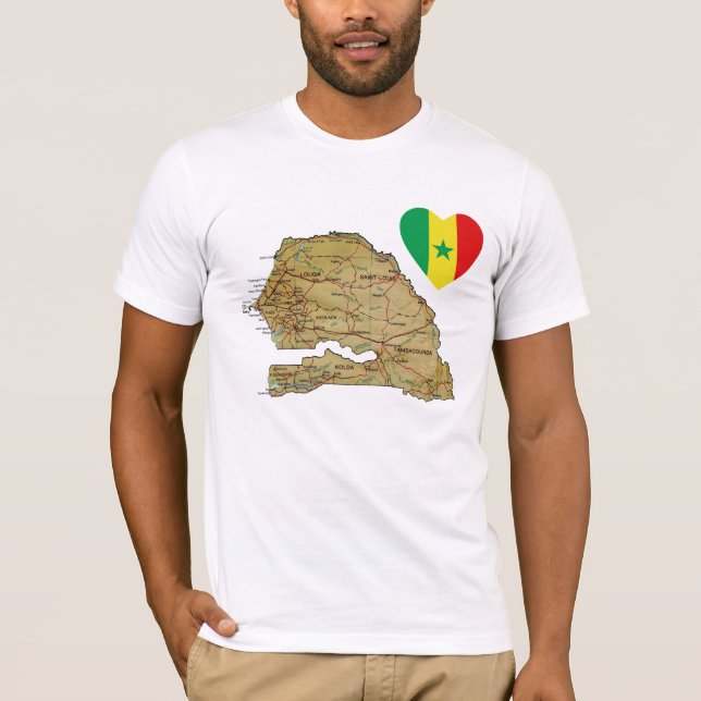 Coeur de drapeau du Sénégal et T-shirt de carte (Devant)