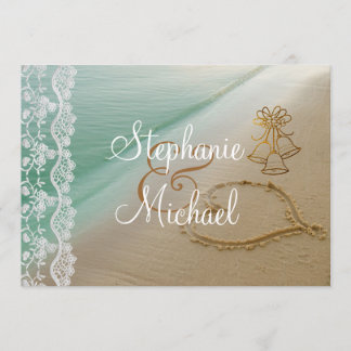 Coeur découpé dans le faire-part de mariage de