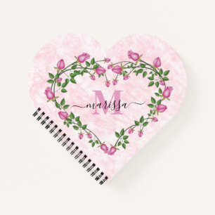 Coeur du carnet rose à fleurs