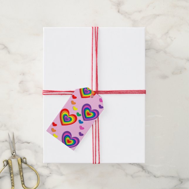 Coeurs arc-en-ciel étiquettes cadeaux (Avec de la ficelle)