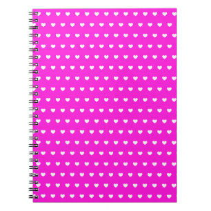 Coeurs Blancs Mignons Sur Carnet Rose Flashy