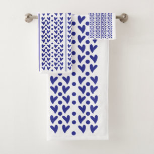 Coeurs et rayures bleus