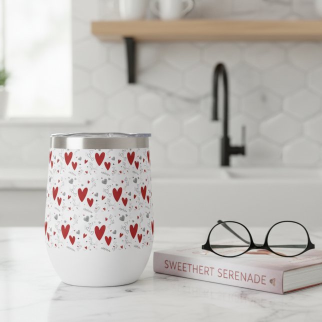 Cœurs gribouillés rouges et noirs dessinés à la ma (red black hearts doodles hand drawn wine tumbler for her women teens)