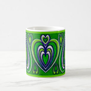coeurs ornementaux de vert de tasse