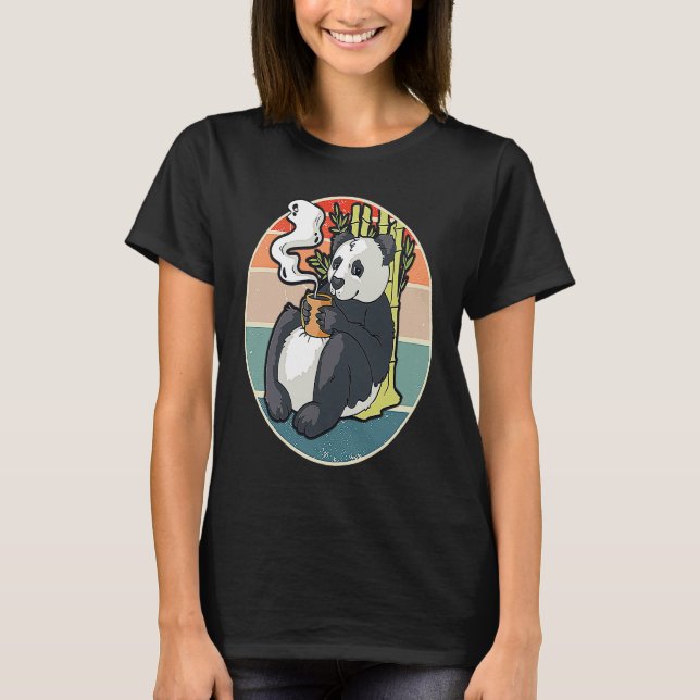 Coffee drinking panda T-Shirt (Vorderseite)