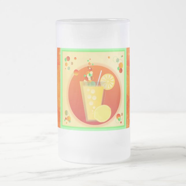 Cold Summer Drink mit Lemon Tasse (Mittel)