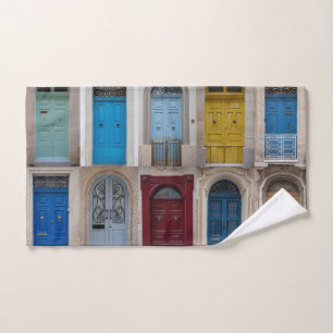 Collage des portes avant colorées