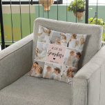 Collage Foto Pink Wir Liebe Sie Oma Bestes Geschen Kissen<br><div class="desc">"Collage Foto Pink We Liebe You Oma Best Gift" könnte auf ein sentimentales und personalisiertes Geschenk für eine Großmutter beziehen. Dieses Geschenk kann eine Sammlung von Fotos in einem Collage-Format angeordnet, Set vor einem rosa Hintergrund, um eine Touch von Wärme und Weiblichkeit hinzuzufügen. Die Collage kann von Hand oder digital...</div>