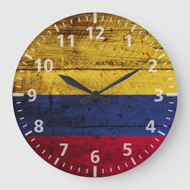 Colombia Flag on Old Wood Grain Große Wanduhr (Vorderseite)