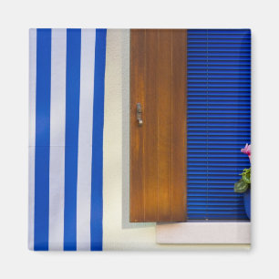 Colorful design contrast on residence magnet