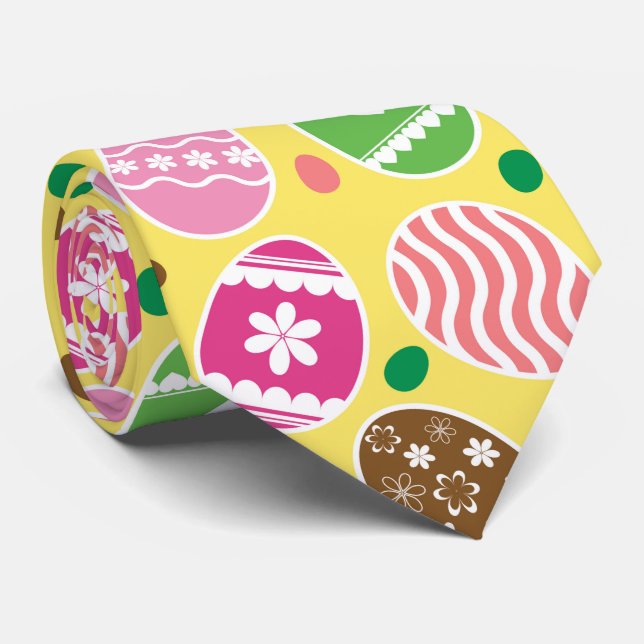 Colorful Easter Eggs Pattern Yellow Background Krawatte (Gerollt)