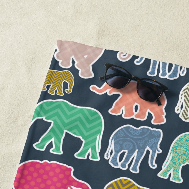 Colorful Elephants, Pattern Of Elephants, Zigzag Strandtuch (Beispiel)
