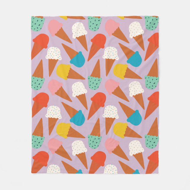 Colorful Hand-Drawn Ice Cream Cone Pattern  Fleecedecke (Vorderseite)