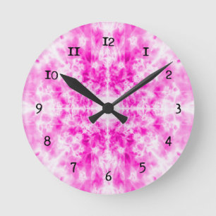 Colourful pink kaleidoscope pattern runde wanduhr