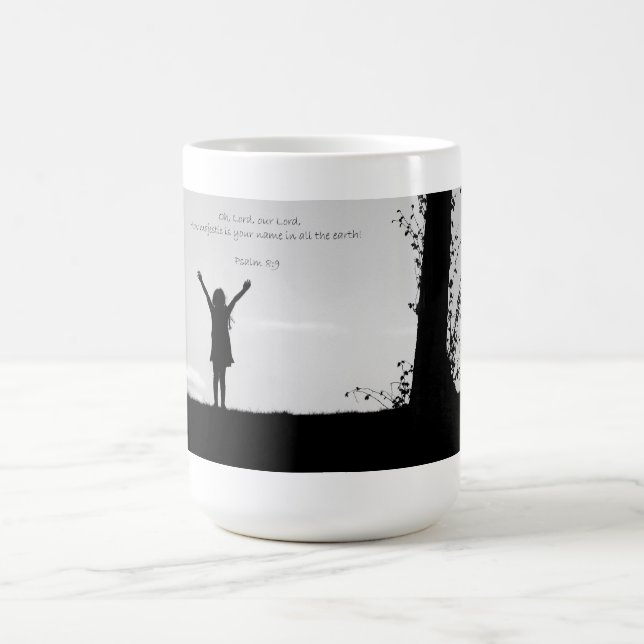 Combien majestueuse est votre tasse de café nommée (Centre)