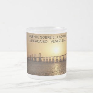 Combo Tasse von Puente sobre el Lago de Maracaibo.