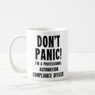 Compliance Officer für Automatisierung Kaffeetasse