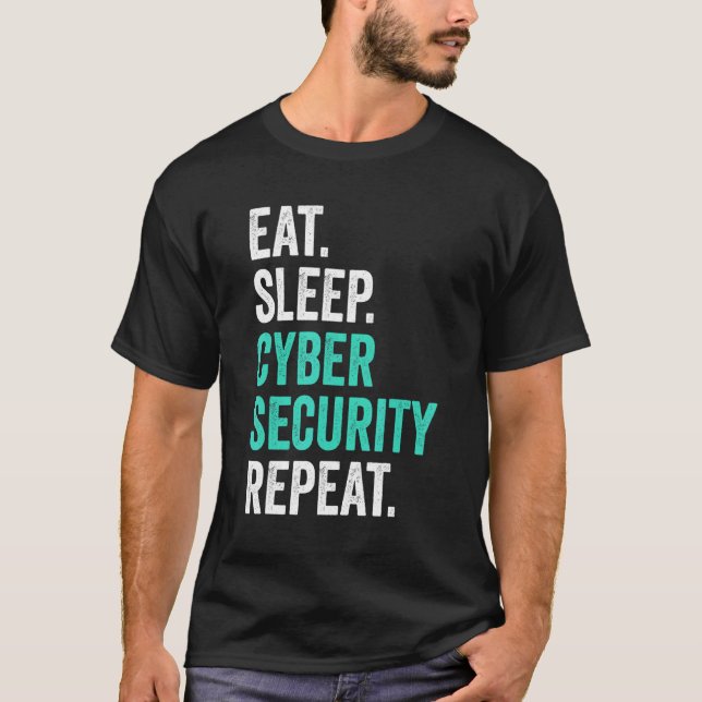 Computerprogrammierung von IT-Nerds für schlafende T-Shirt (Vorderseite)
