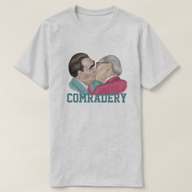 Comradery - Breschnew küsst Honecker T-Shirt (Design vorne)