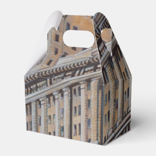 Con Edison's kurze Begegnung mit St. Mark's Geschenkschachtel