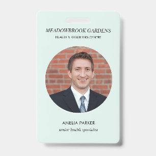 Conception de badge photo nominatif pour le person
