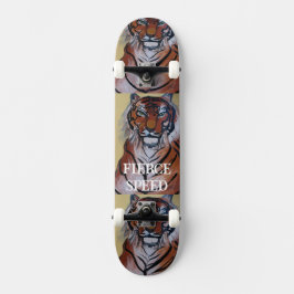 CONCEPTION DE SKATEBOARD PAR L'ARTISTE PAULA REILL
