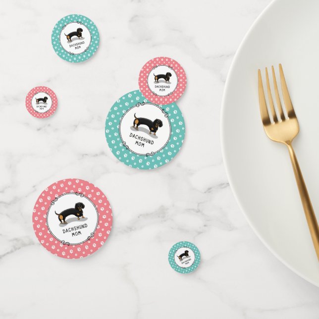 Confettis Dachshund Maman (S noir & tan) Mignonne Maman Chie (Groupe)