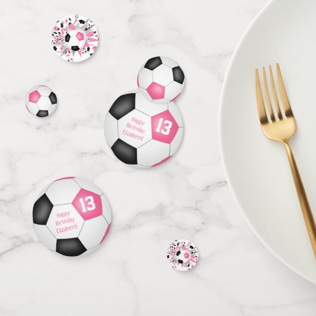 Confettis fête d'anniversaire de bal de football noir rose (Groupe)