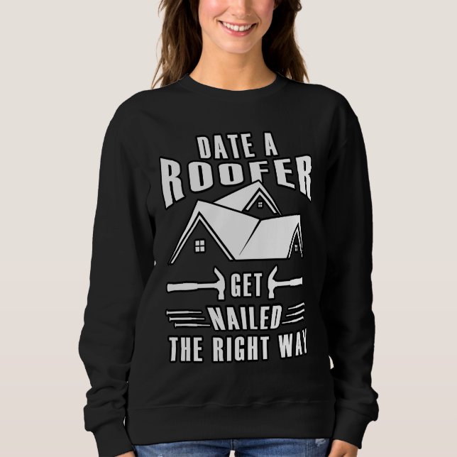 Construction Worker Coffee Beer Roofing Tools Roof Sweatshirt (Vorderseite)