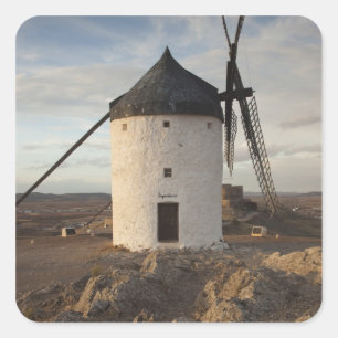Consuegra, antike Windmühlen La Mancha Quadratischer Aufkleber